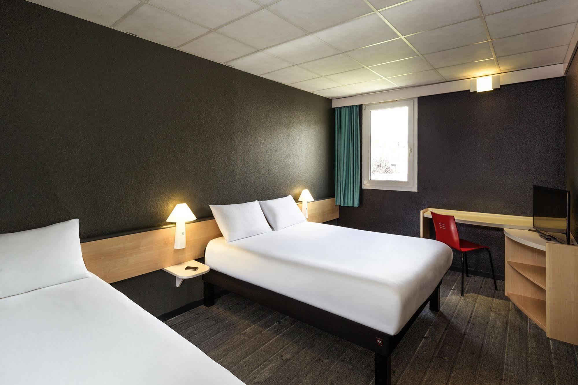 Ibis Lannion Hotel Exterior photo